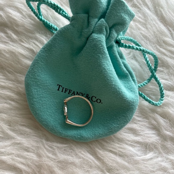 Tiffany and Co. Open Heart Ring Size 4 - Picture 3 of 14